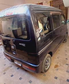 daihatsu hijet 2015/2018 model just like bolan , every minicab clipper