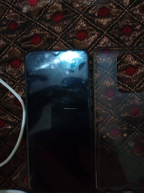 Tecno spark 8c 5