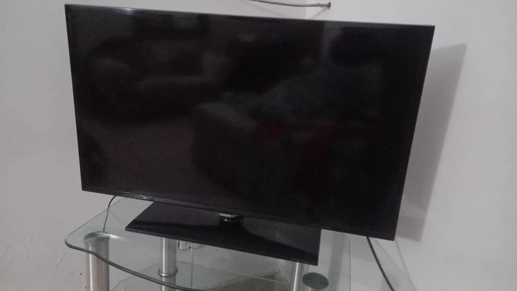 "Samsung 36-Inch LED TV – Original, Excellent Condition, Fully Working 0