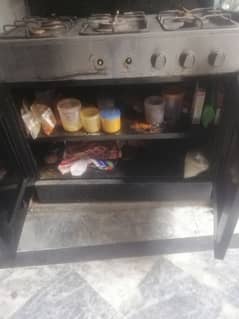 cooking range in good condition