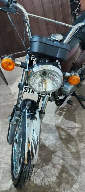 honda cd 100 2012 model in mint condition non accidental all geniun 0