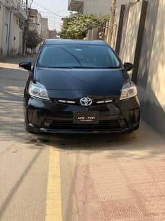 Toyota Prius 2014/17 G Touring leather seats