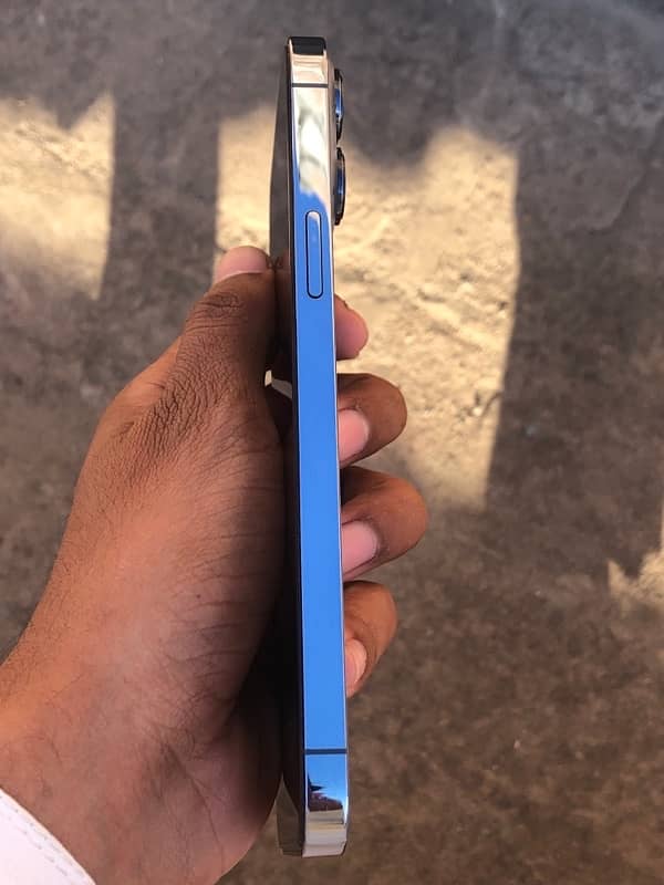 Iphone 13pro max Non PTA 3