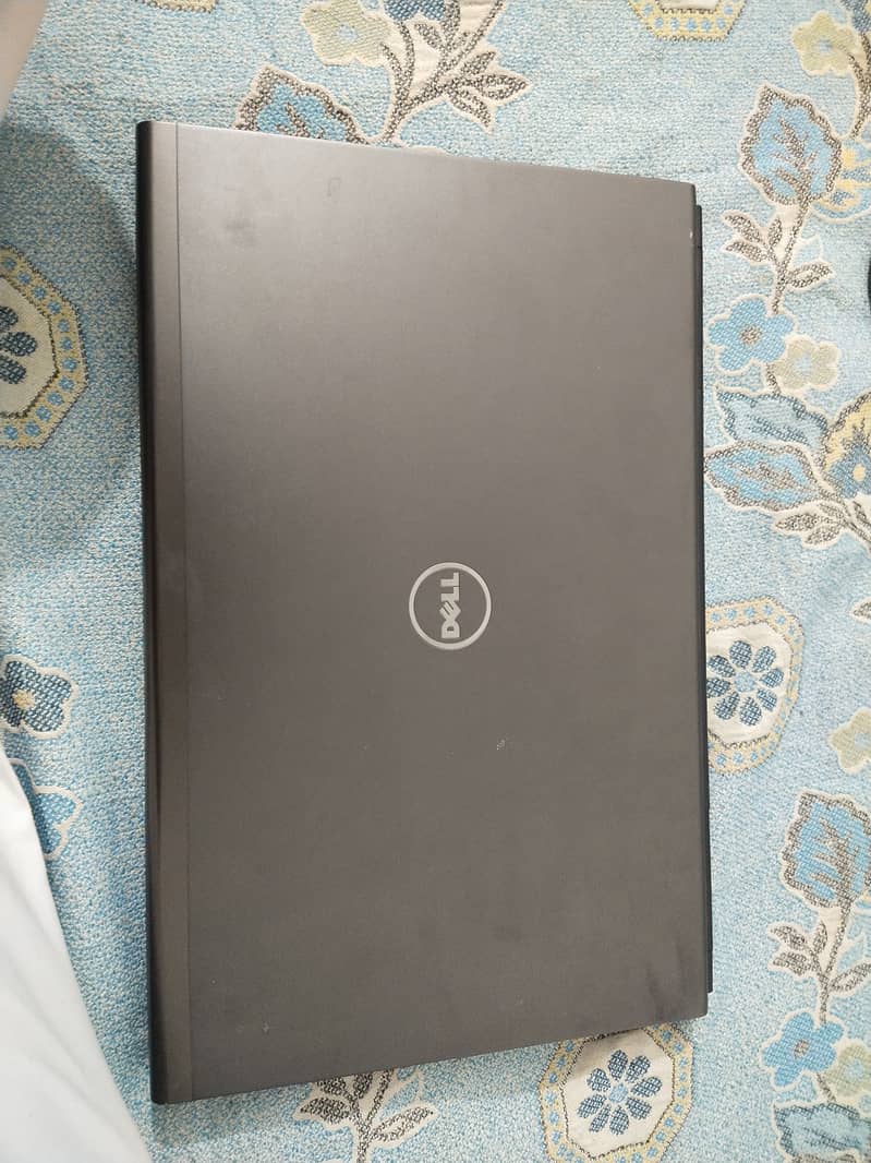 Dell  precision m6800 3