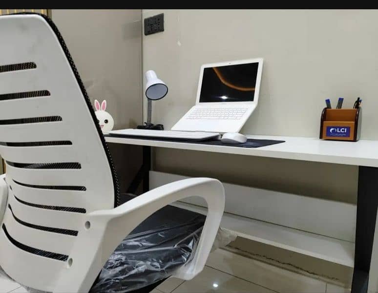 computer table 1