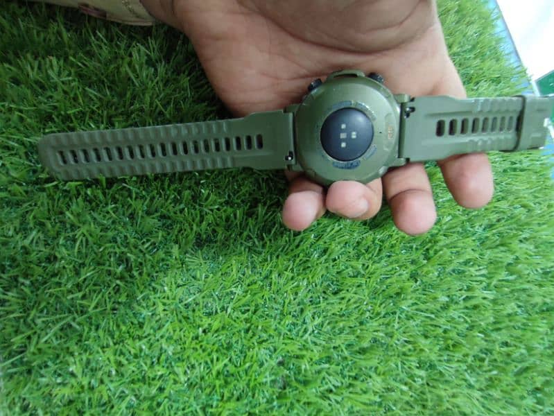 Zero Defender rugged watch 3