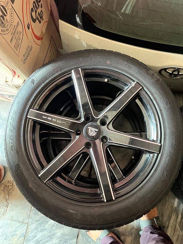 18 Inch Rim with brand new tyre 2