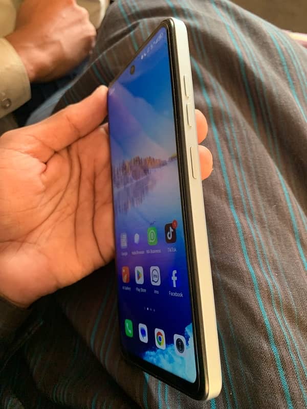 Tecno Spark Go 2024    low price 2