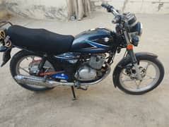 suzuki gs 150 2016