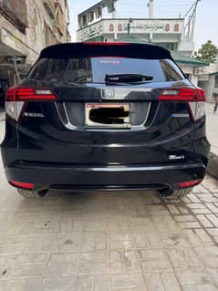 Honda Vezel Hybrid Z 2015 (+92 348 2826634)