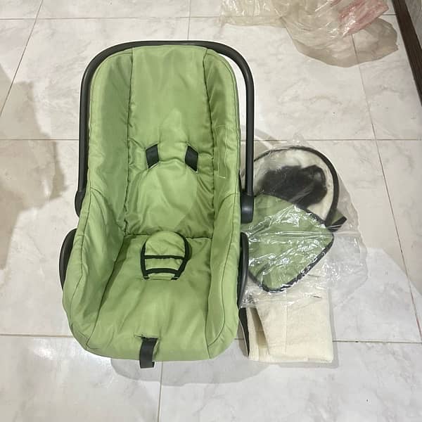 Carry cot plus car seat 2