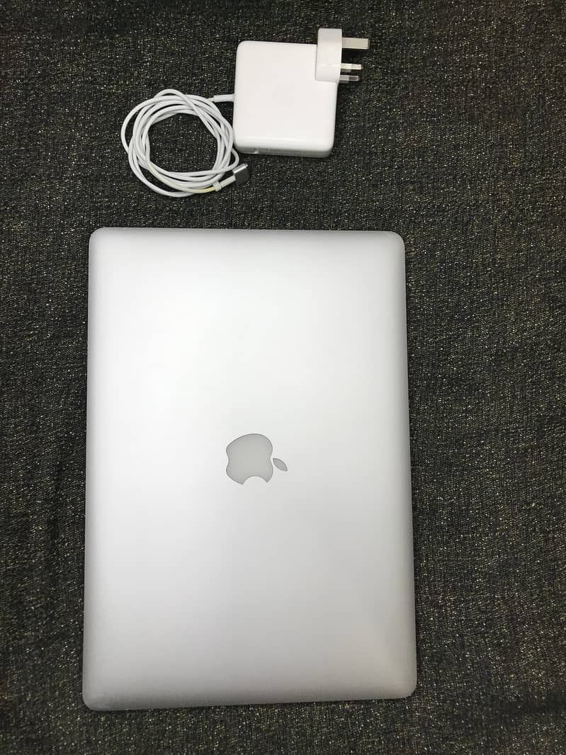 Apple Macbook Pro | Lush Piece LLA | 15 inch" | 512 SSD 7