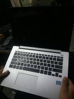 ASUS laptop  Touch supported  i5  3gen