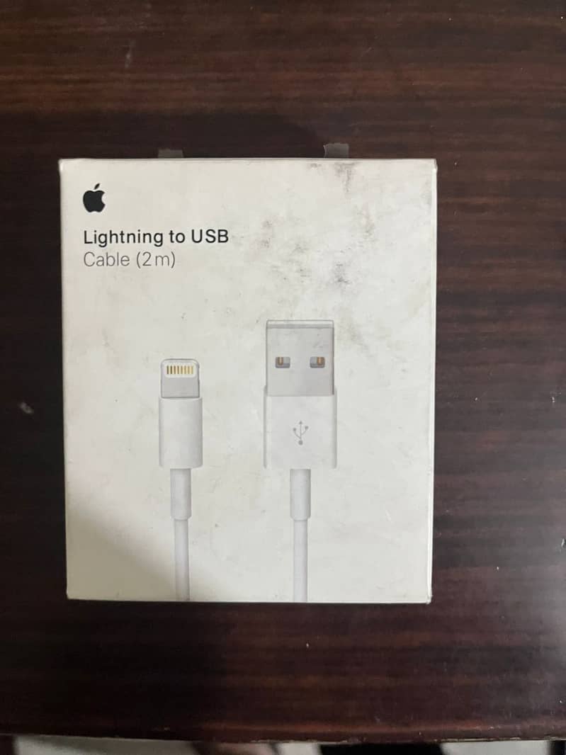 Original 2 meter iPhone cable USB to Lightning 0