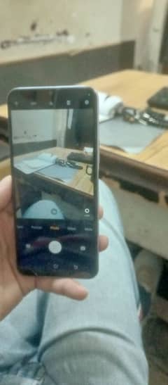 vivo y20 4 64 gb neet n clean ,