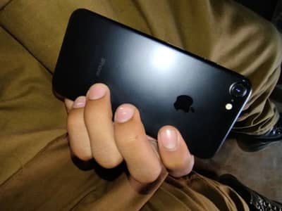 iPhone 7 official pta approved