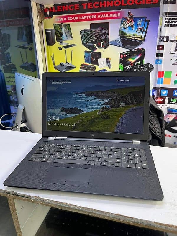 Touch Screen 8GB Ram Hp Core i3 7th Gen Big Display 15.6 Numpad 3