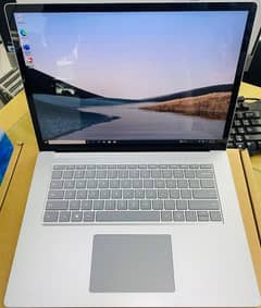 Microsoft Surface Laptop 3 Ci7 10th Gen . . 15"