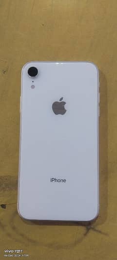 iphone XR 10 by 10 condition