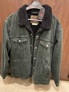 LEVIS BRAND NEW SHERPA JACKET