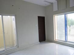 3 MARLA FIRST FLOOR 2 BED 2 BATH TV LOUNCH KITCHEN