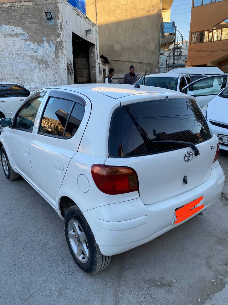 Toyota Vitz 2003 1000cc 3