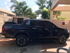 Toyota Hilux 2021 Revo V For sale