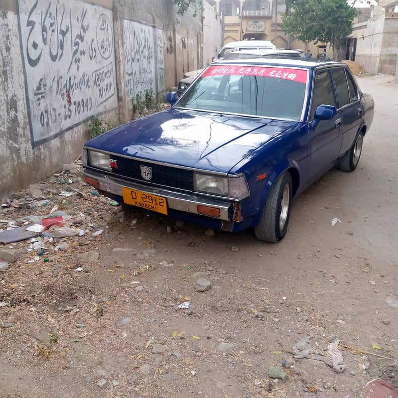 Toyota Corolla XE 1982 3