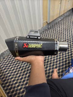 akrapovic