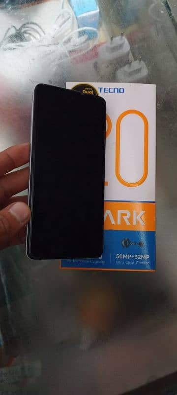 Tecno spark 20 0