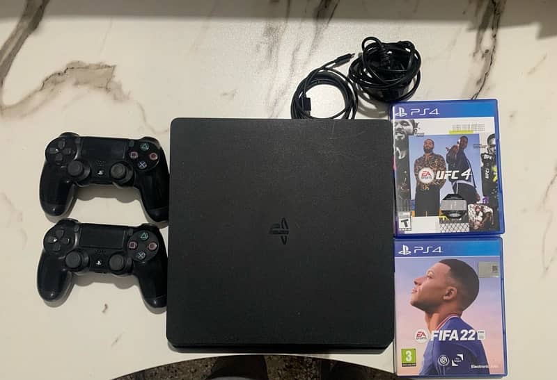 PS4 Slim with 2 games and 2 Controllers 1