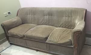 3 Seater Sofa for Sell in 6000