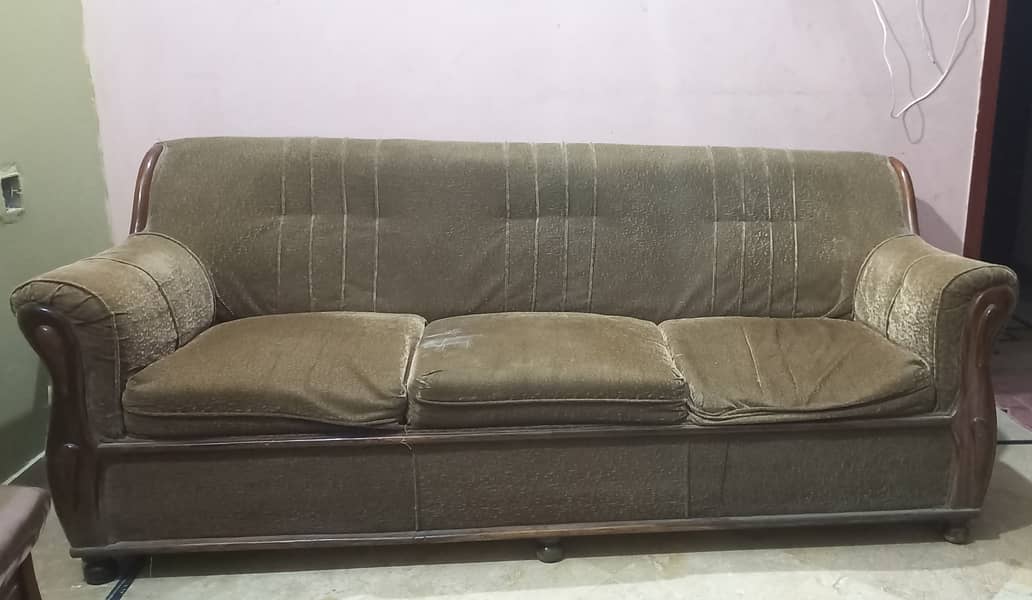 3 Seater Sofa for Sell in 6000 1