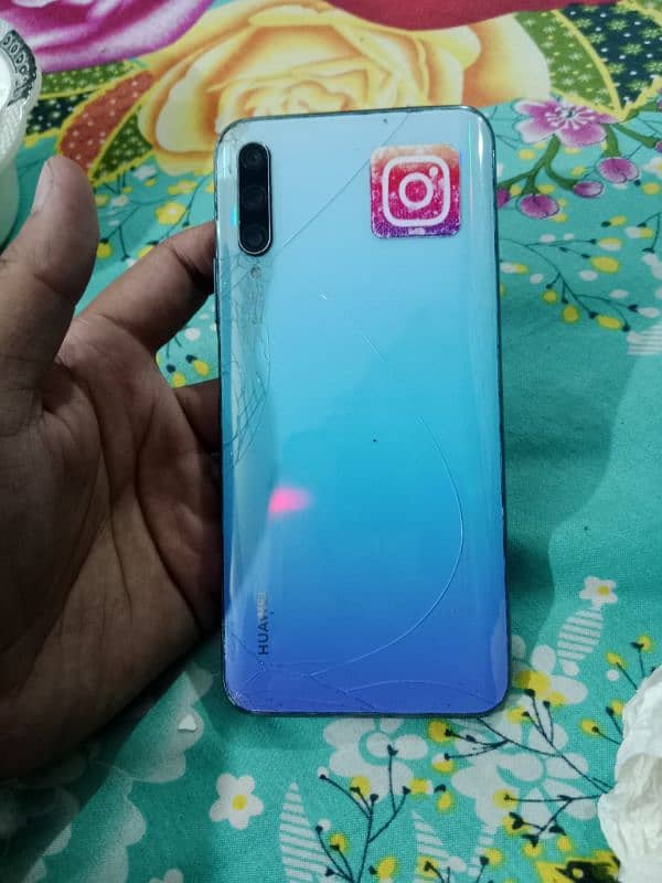 Huawei y9s 1