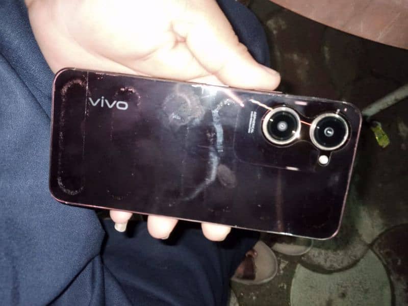 vivo y18 ,,,,6+6,,,128 2