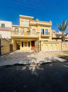 10.4 Marla Beautful Spanish House For Sale in Wapda town Phase 1