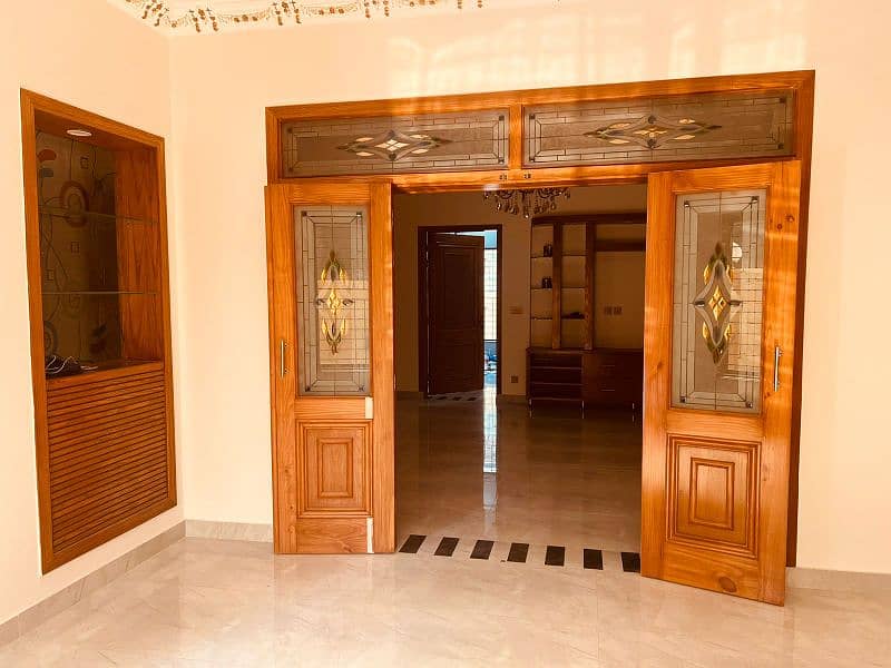 10.4 Marla Beautful Spanish House For Sale in Wapda town Phase 1 1