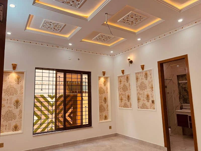 10.4 Marla Beautful Spanish House For Sale in Wapda town Phase 1 14