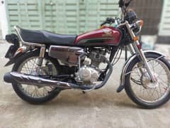 HONDA 125 SE. 100/100 Points