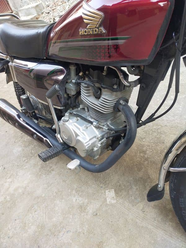 HONDA 125 SE. 100/100 Points 1