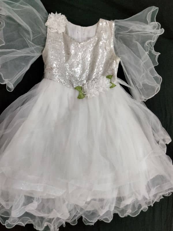 white fancy net frock urgent selling 0