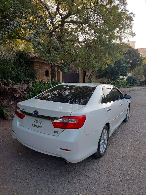 Toyota Camry Hybrid 2013 3