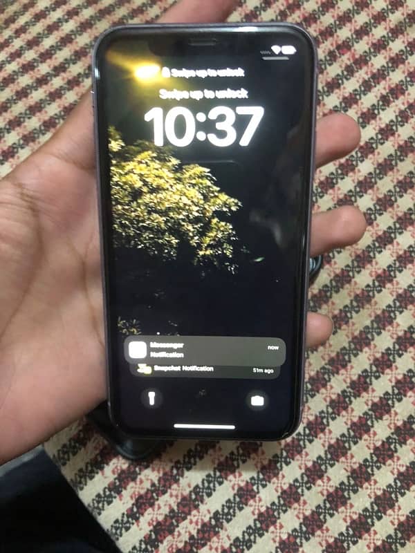 iPhone 11 3