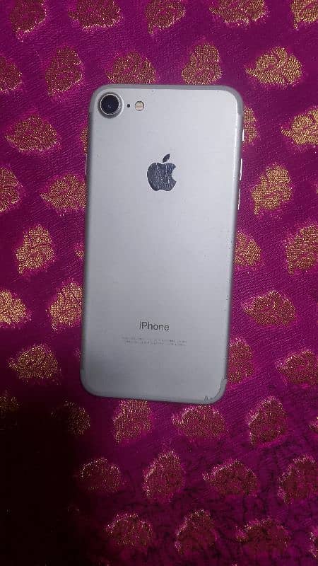 I phone 7 32gb  non pta All ok 3