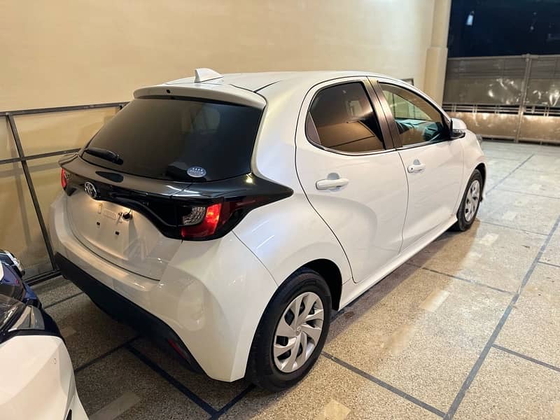 Toyota Yaris 2021 4 Grade Jan 2025 import  swift cultus 2023 2020 2022 2