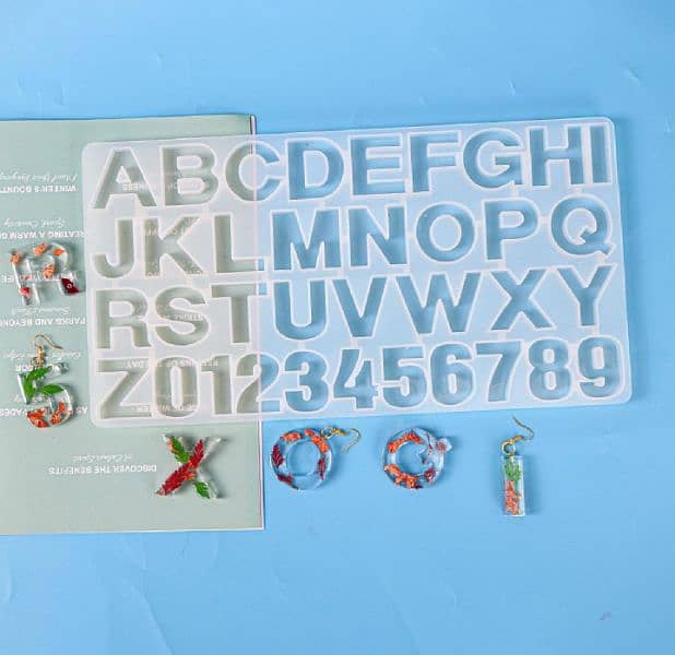 Resin alphabet keychain mold 0