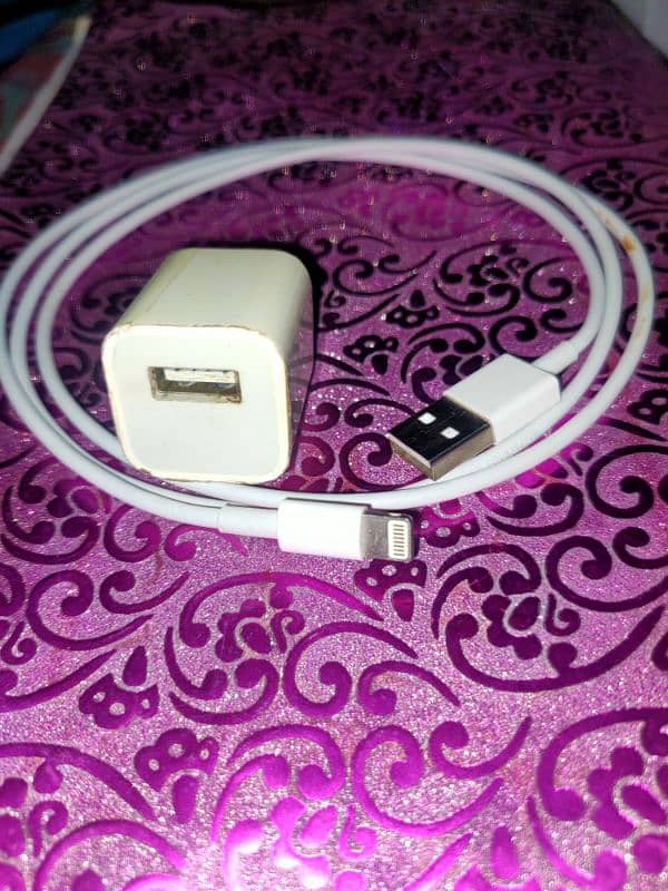 iPhone 9 adapter with charging cable 2