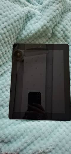 APPLE IPAD 4 WIFI. LIKE BRAND NEW CONDITION