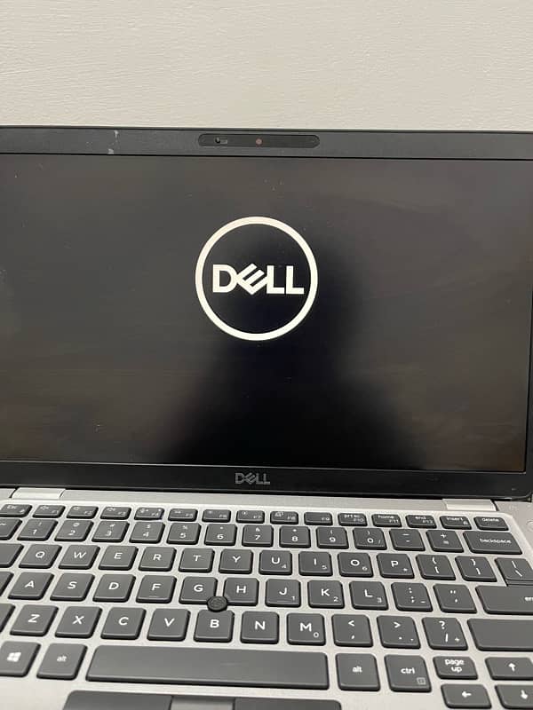 Dell 5410 core i5 10th Gen 16/256 3