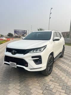 Toyota Fortuner Legender 2023